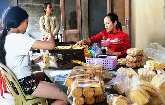 Bánh in làng An Lạc (xã Duy Thành, Duy Xuyên) cũng là lựa chọn của nhiều người cho ngày tết. 