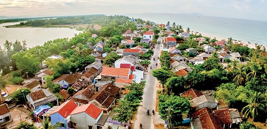 Nhìn ra biển.Ảnh: Lâm Tứ Khoa