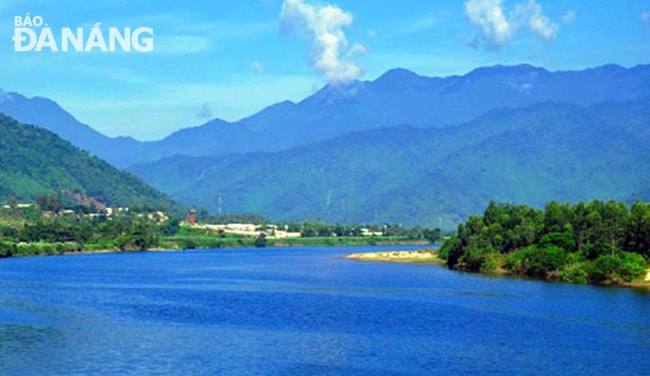 Một đoạn sông Cu Đê. Ảnh: L.T