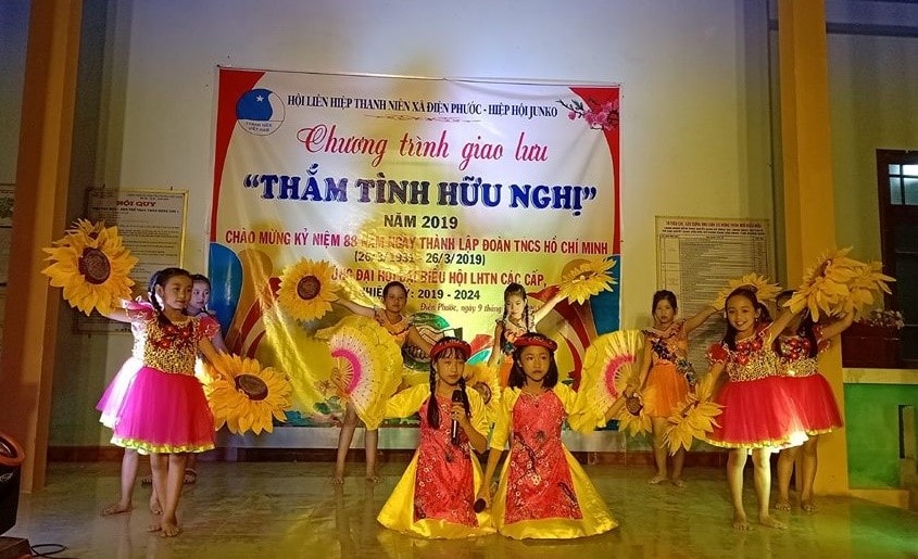 The exchange programme between Dien Phuoc youths and students from the Junko Association