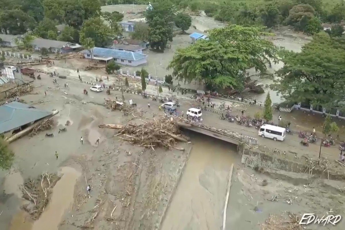 lũ lụt nghiêm trọng vừa tấn công tỉnh Papua, Indonesia. Ảnh: Reuters