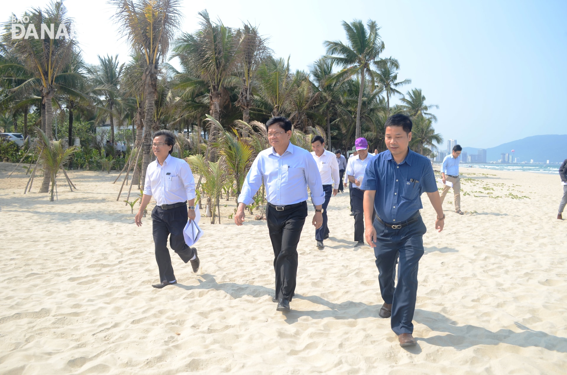 Ngoài chủ trương mở các lối xuống biển thành phố còn quy hoạch lối đi dạo dọc bờ biển.