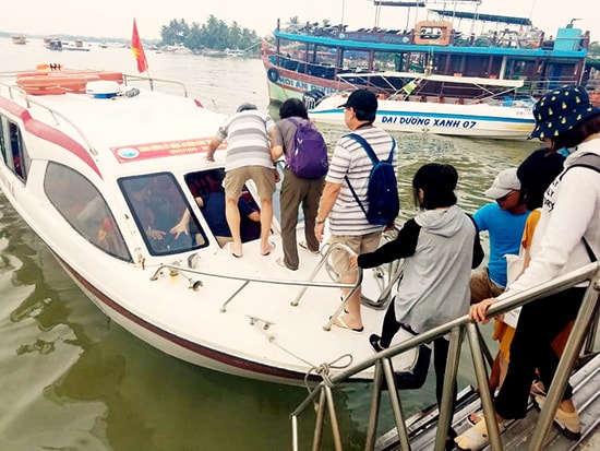 Phần lớn các đơn vị lữ hành tại Hội An chuyên về du lịch Cù Lao Chàm nên chưa khai thác toàn diện tiềm năng của du lịch địa phương.  Ảnh: Q.T