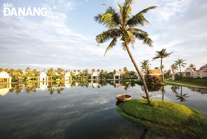 Khu nghỉ dưỡng Pulchra Resort Đà Nẵng của công ty P&I có cung cách phục vụ khác biệt là không cung cấp các dịch vụ nghe nhìn như ti-vi, Internet hay các trang thiết bị điện tử, điện lạnh đến khách hàng. 