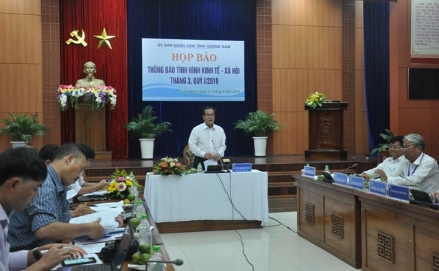  Vice Chairman Huynh Khanh Toan at the press conference on Quang Nam socio-economic situation in the 1st quarter of 2019 held on April 1st