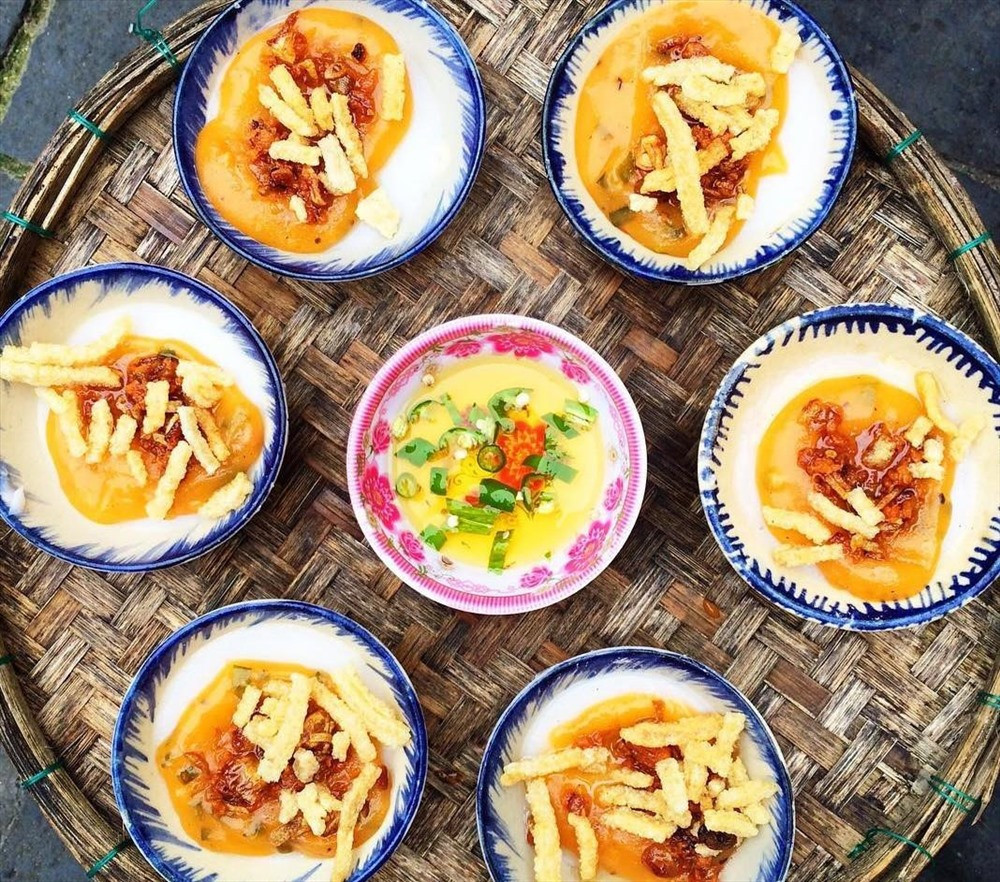 Bánh Bèo (Vietnamese savoury rice cake)