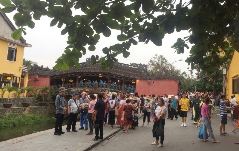 Visitors at Japanese Bridge.