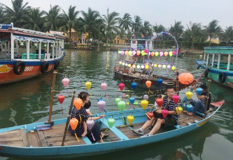 Visitors also like contemplating Hoi An night by boat.