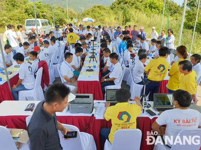 Hội thi Cờ tướng đã thu hút sự tham gia của 70 kỳ thủ trên khắp cả nước và sự quan tâm của rất đông đảo người dân cũng như du khách.