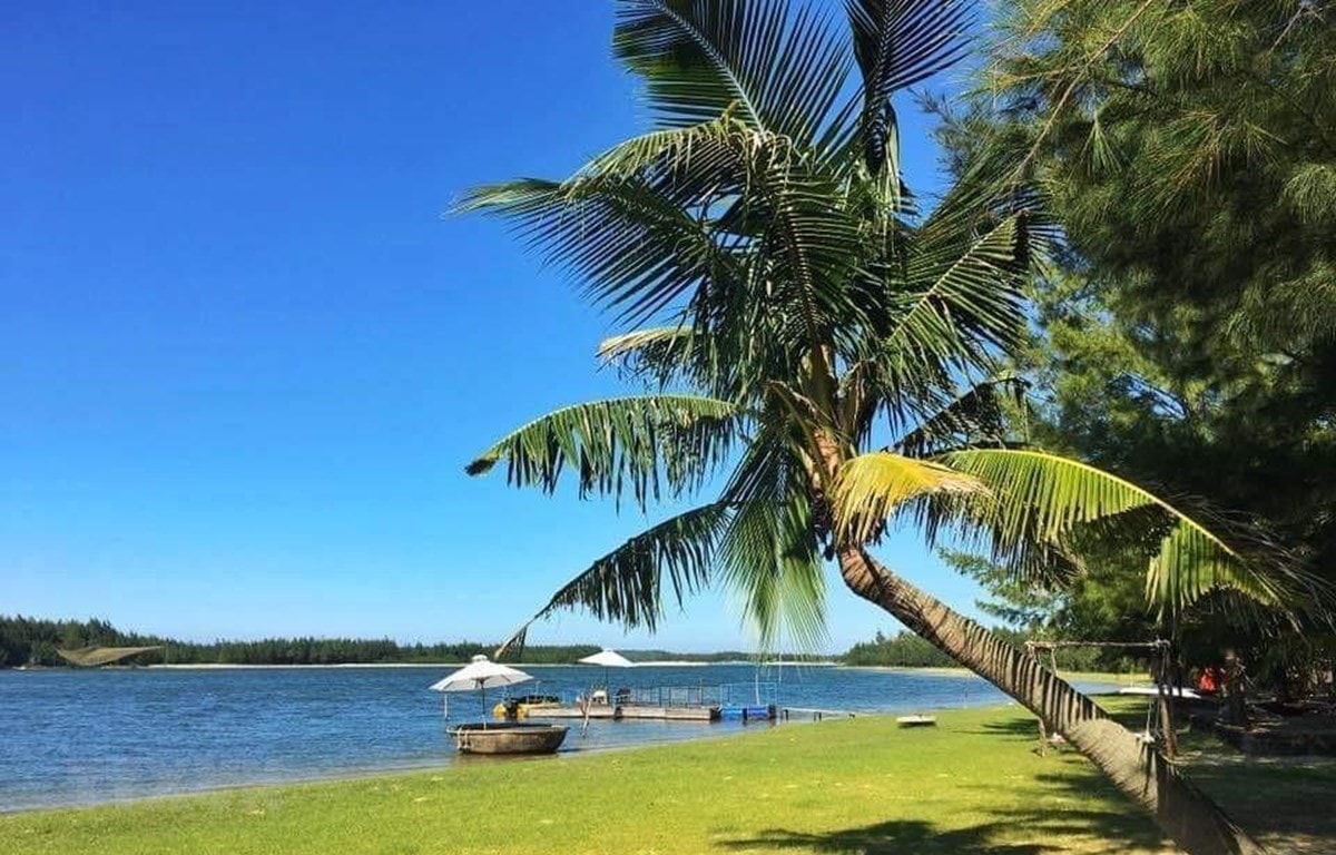 Ban Than beach (Nui Thanh district)