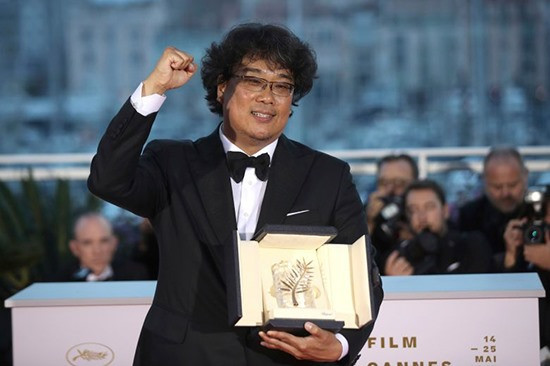 Đạo diễn Hàn Quốc Bong Joon-ho tại LHP Cannes lần thứ 72. Ảnh: Getty Images