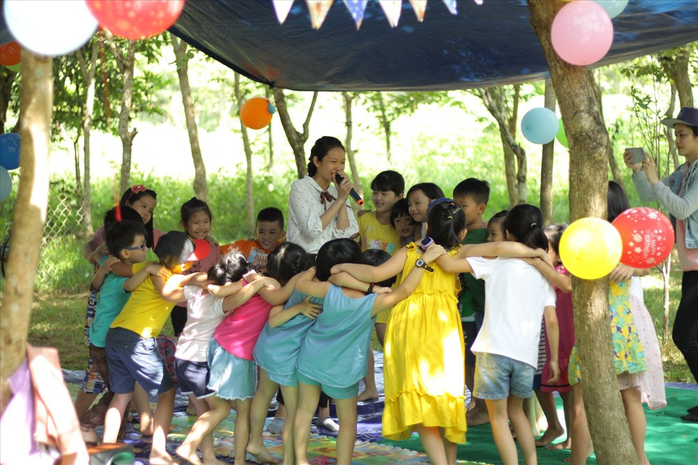 Trại hè được tổ chức trong một khu vườn ở xã Tam Ngọc, TP.Tam Kỳ. Ảnh: K.L
