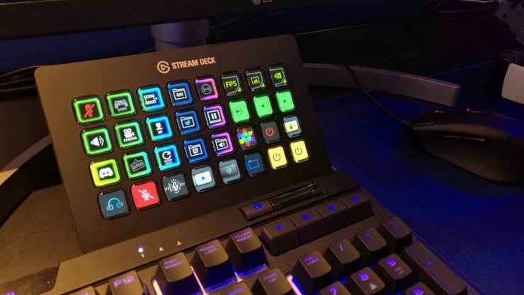 Elgato Stream Deck XL.