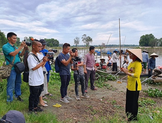 Trải nghiệm du lịch sông Đầm.