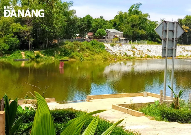 Hai bến Thái Lai và Túy Loan đã xây xong. Hiện đang chờ Sở Giao thông vận tải cấp phép lưu thông. TRONG ẢNH: Bến Thái Lai ở xã Hòa Nhơn.Ảnh: MAI HIỀN