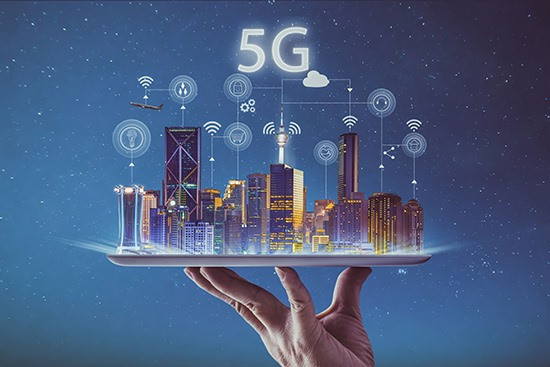 5G chắc chắn sẽ bùng nổ mạnh trên toàn thế giới. Ảnh: blog.equinix.com