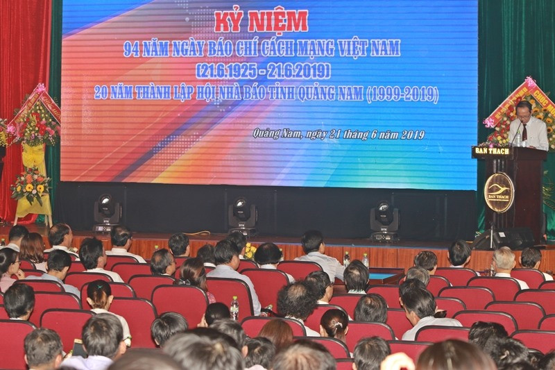 Quang cảnh gặp mặt kỷ niệm 94 năm Ngày Báo chí cách mạng Việt Nam và 20 năm thành lập Hội Nhà báo tỉnh. Ảnh: Đ.C.V