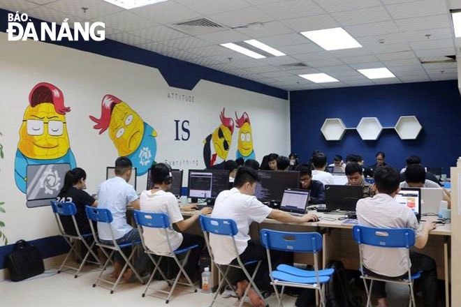 Cần sớm thực thi những chính sách ưu đãi thuế để khuyến khích nhân lực công nghệ cao và doanh nghiệp công nghệ thông tin.