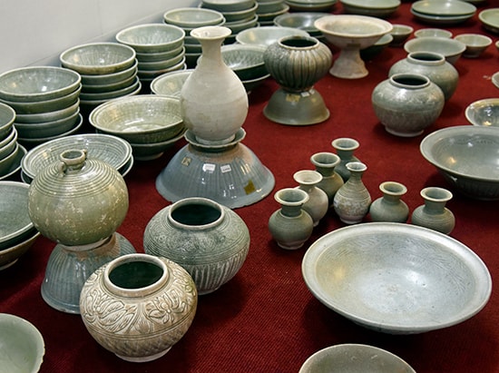 Shipwreck antiques were excavated in Vietnamese waters.