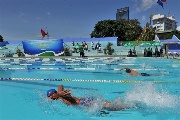 Kim Châu thi đấu tại giải bơi toàn quốc “Đường đua xanh” năm 2019. Ảnh: M.L