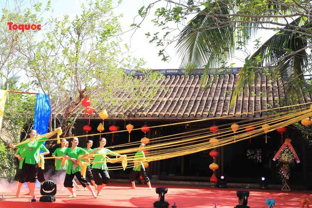 A performance at the opening ceremony.