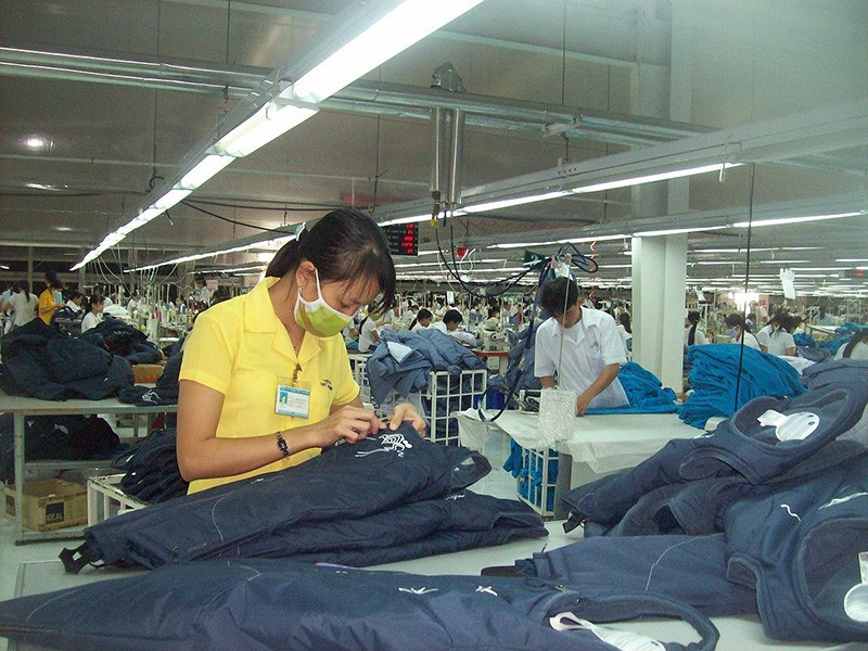 Thiếu liên kết, thiếu nhân lực chất lượng cao đang cản trở sự phát triển ngành dệt may của Quảng Nam. Ảnh: Đ.H