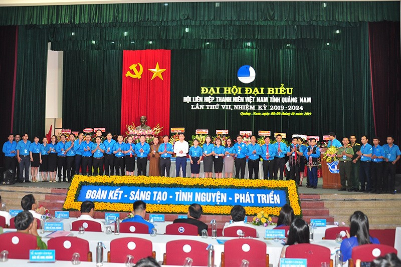 Ra mắt Ủy ban Hội Liên hiệp Thanh niên Việt Nam tỉnh Quảng Nam. Ảnh: VINH ANH