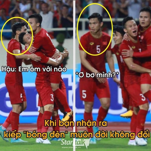 Văn Hậu “dỗi” vì không được ôm Quang Hải để ăn mừng (Ảnh: Startalk)