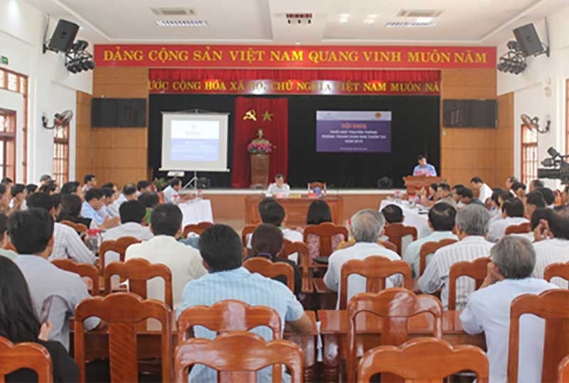 Công ty CP Thủy điện Sông Tranh tổ chức truyền thông cộng đồng tại huyện Bắc Trà My. Ảnh: T.H
