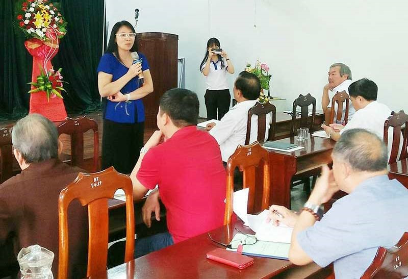 TS.Nguyễn Thị Mai Hiên - đại diện IC-VVAF tại Việt Nam giới thiệu về dự án. Ảnh: LAN NHI