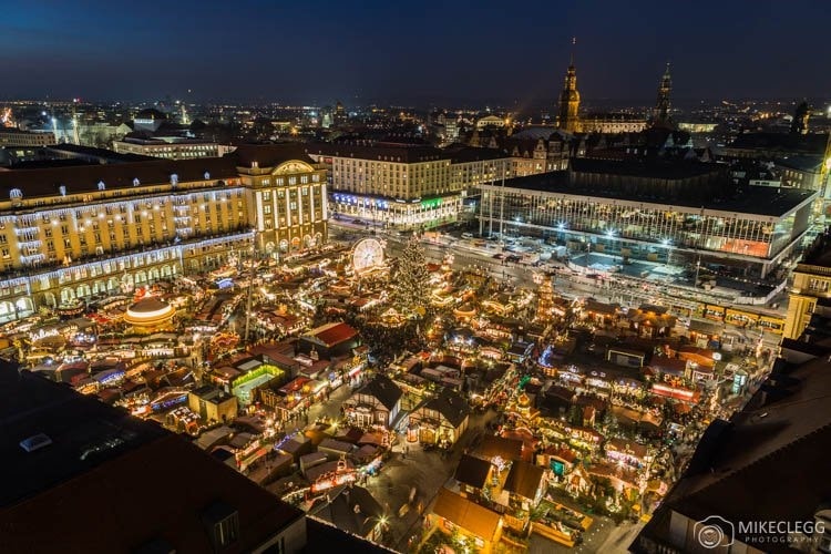 Hội chợ Giáng sinh tại thành phố Dresden, Đức.