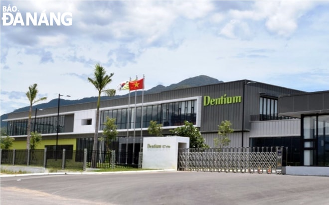 Năm 2020, dự kiến với việc nhiều dự án sản xuất có quy mô lớn chính thức đi vào hoạt động sẽ góp phần mang lại bức tranh khởi sắc cho ngành công nghiệp thành phố.  Trong ảnh: Nhà máy sản xuất thiết bị y tế ICT Vina (Khu Công nghệ cao) dự kiến đi vào hoạt động quý 3-2020.