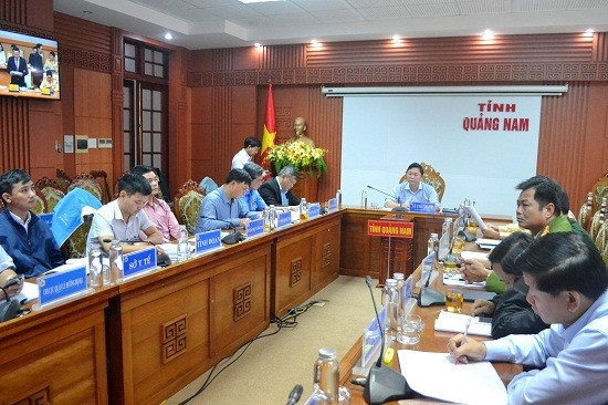 Chủ tịch UBND tỉnh Lê Trí Thanh - Trưởng ban ATGT tỉnh chủ trì tại điểm cầu Quảng Nam.