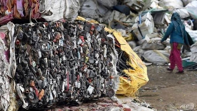 Các nước trên thế giới đang chiến đấu với số lượng lớn rác thải nhựa. (Ảnh: AFP)