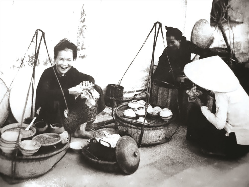 Gánh mỳ xưa ở Hội An. Ảnh: Tư liệu