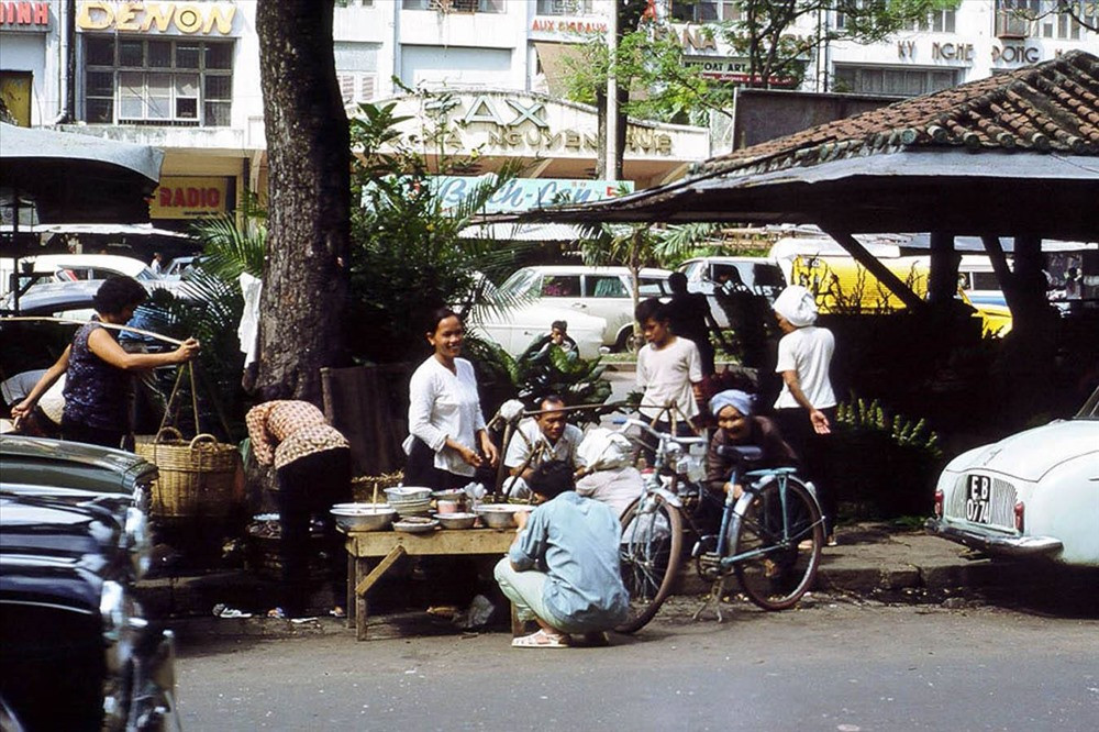 Người Sài Gòn xưa. Nguồn: anhxua.com