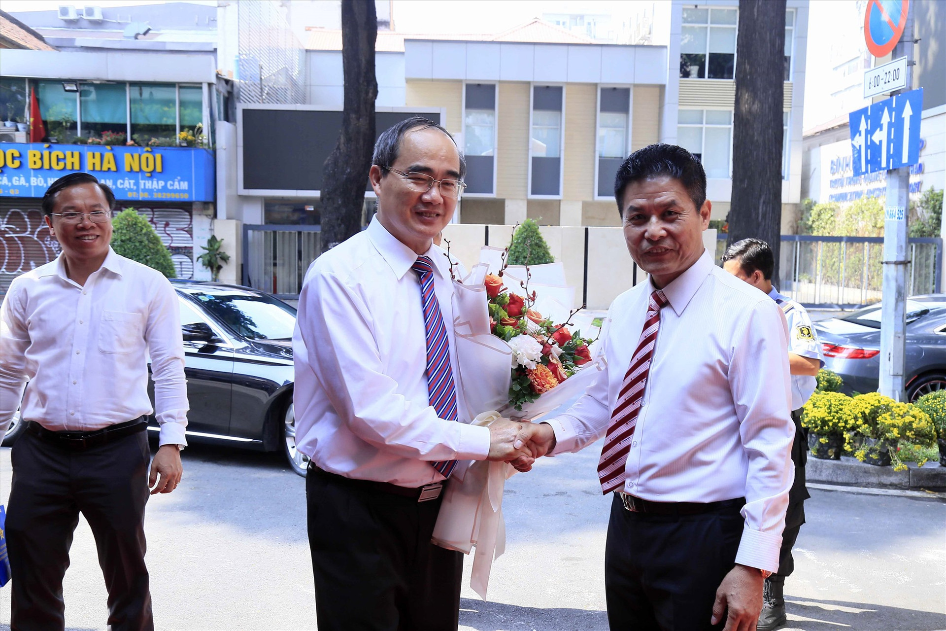 Lãnh đạo Vietravel đón tiếp Bí thư Thành ủy Nguyễn Thiện Nhân đến thăm chúc tết công ty nhân dịp đầu năm Canh Tý