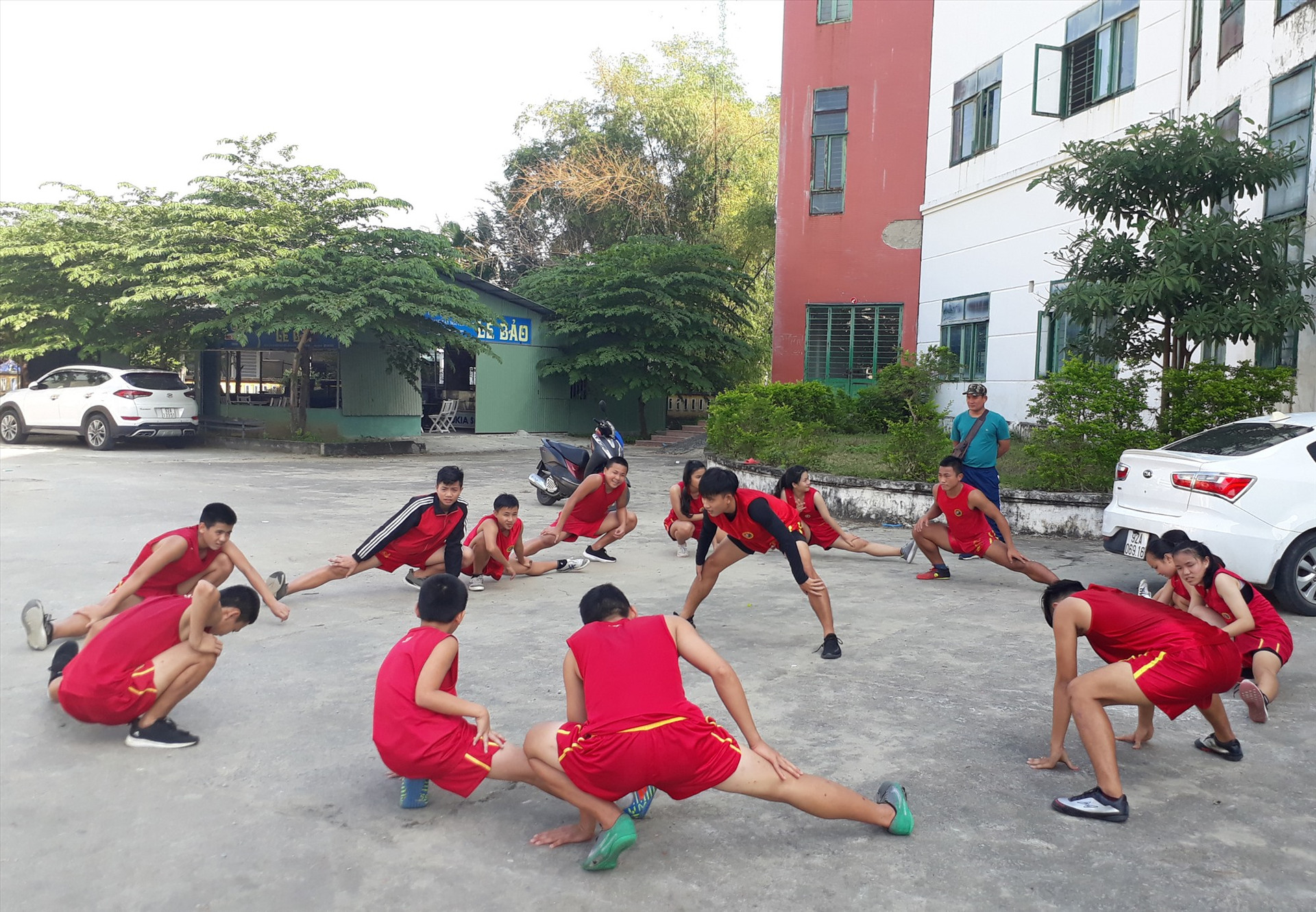 Sau buổi tập luyện sáng, từ chiều 3.2, vận động viên của Trung tâm Đào tạo và thi đấu TD-TT Quảng Nam được nghỉ để phòng chống dịch bệnh do vi rút corona.Ảnh: X.P