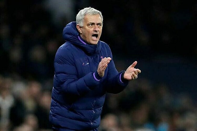 HLV Mourinho và các học trò tại Tottenham sáng cửa dự Champions League mùa sau. Ảnh: Tribuna.