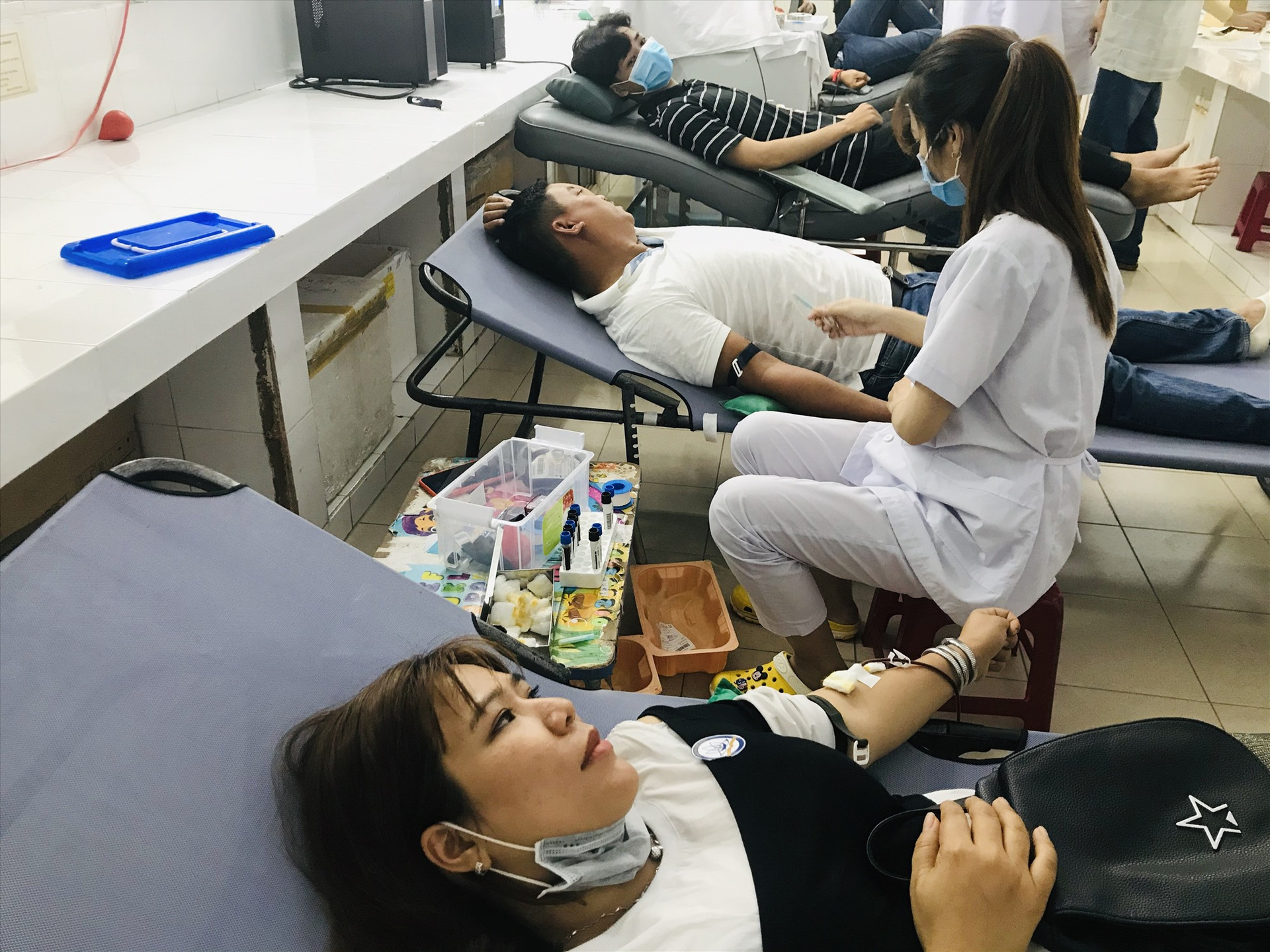 CLB tổ chức hiến máu tình nguyện ngay sau buổi ra mắt. Ảnh: C.N