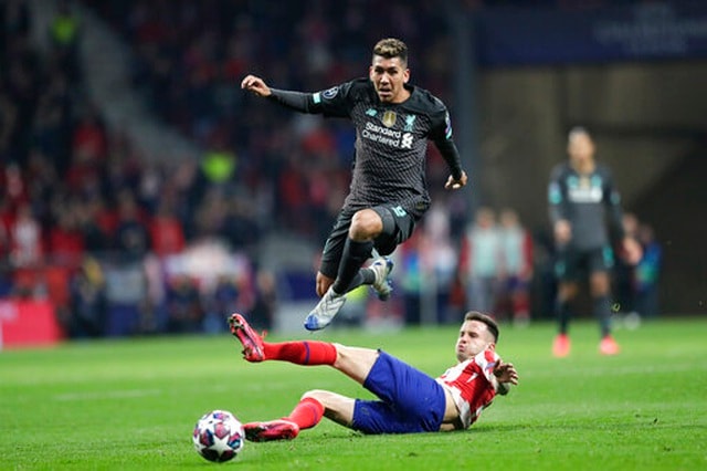Firmino xướng hàng công sau khi Mane, Salah lần lượt bị rút ra sân
