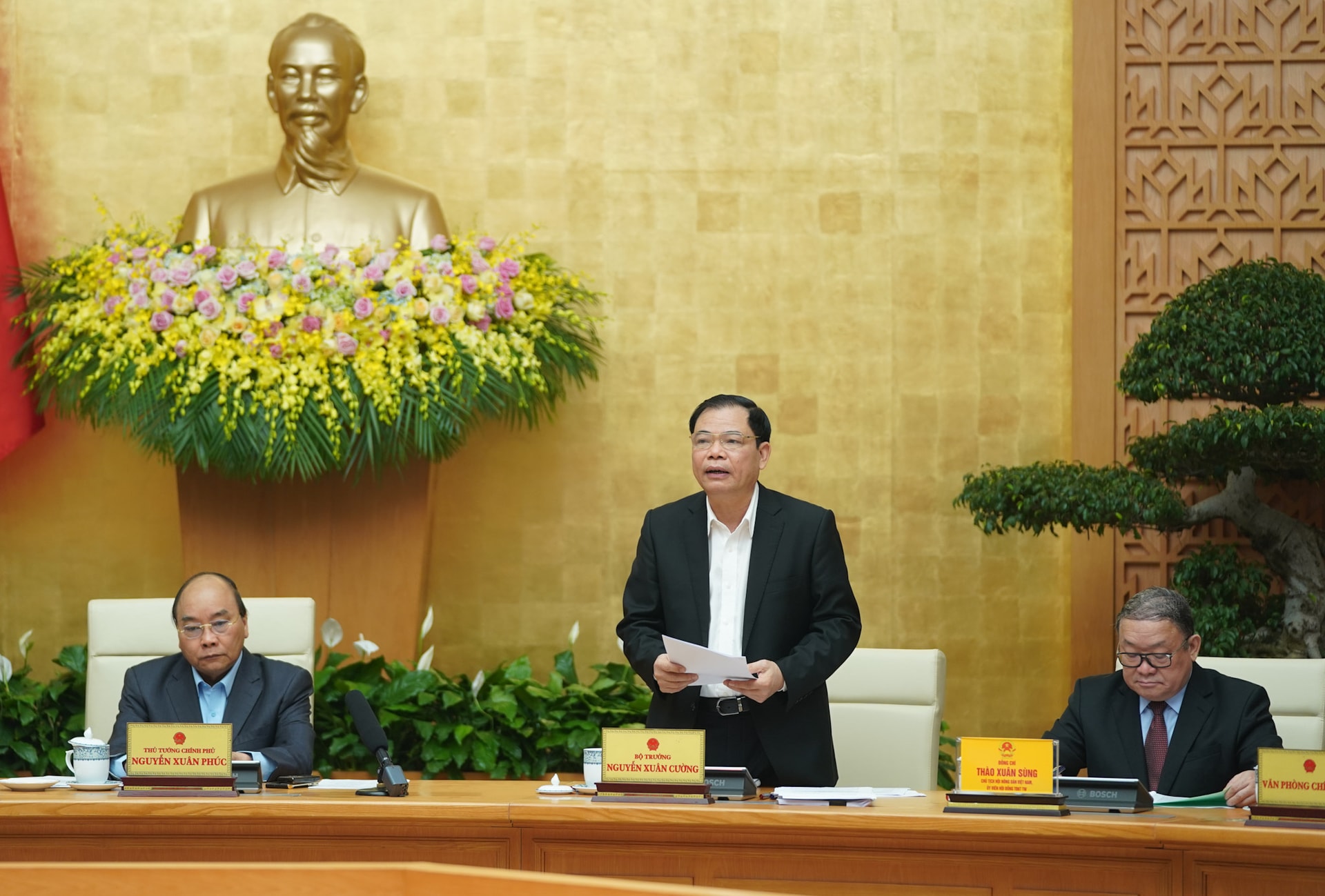 Bộ trưởng Bộ NN&PTNT Nguyễn Xuân Cường phát biểu. Ảnh: VGP/Quang Hiếu