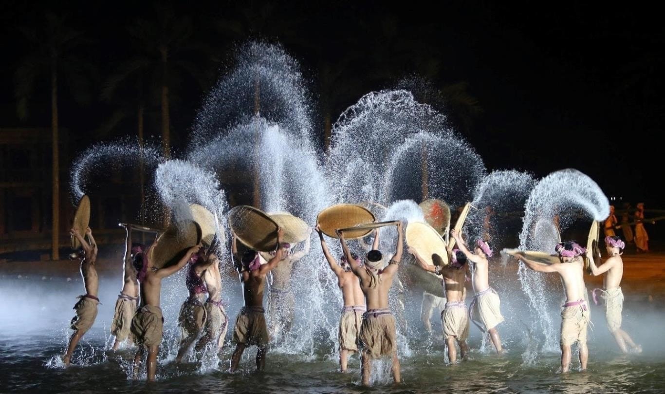 Labourers in the show