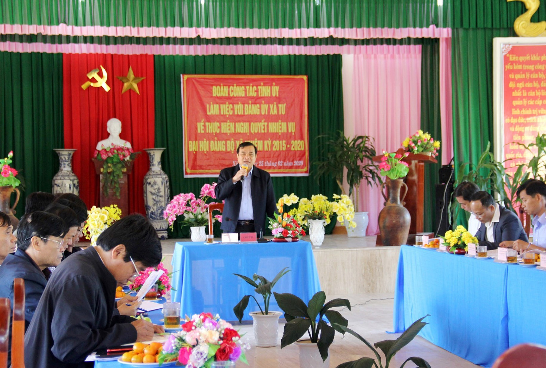 Bí thư Tỉnh ủy Phan Việt Cường phát biểu tại buổi làm việc. Ảnh: A.N