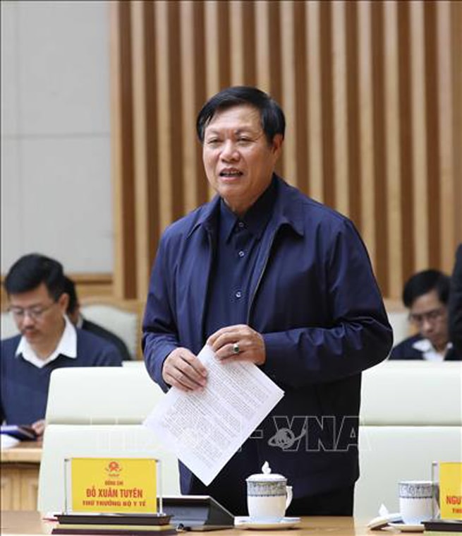 Thứ trưởng Bộ Y tế Đỗ Xuân Tuyên, Phó Trưởng Ban Thường trực Ban Chỉ đạo quốc gia phòng, chống dịch Covid -19 phát biểu. Ảnh: Thống Nhất/TTXVN