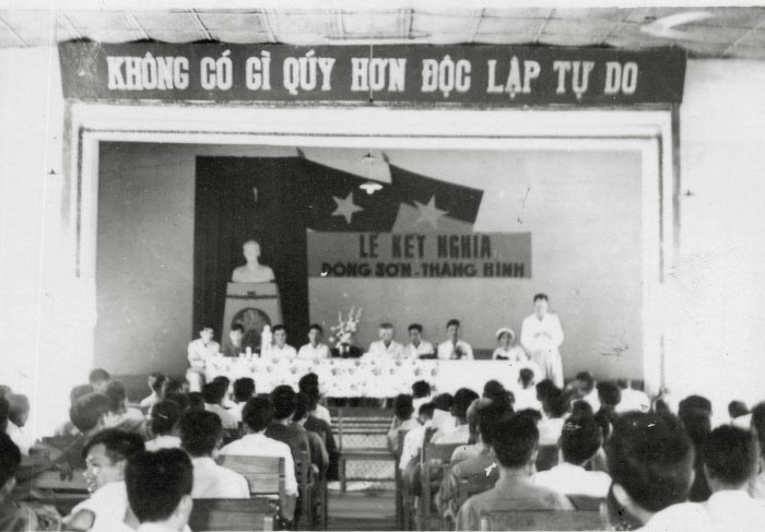 Quang cảnh Lễ kết nghĩa Đông Sơn - Thăng Bình năm 1960.