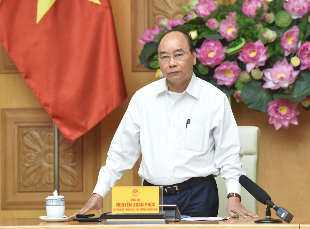Thủ tướng Nguyễn Xuân Phúc chủ trì họp Thường trực Chính phủ về phòng chống Covid-19. Ảnh: VOV