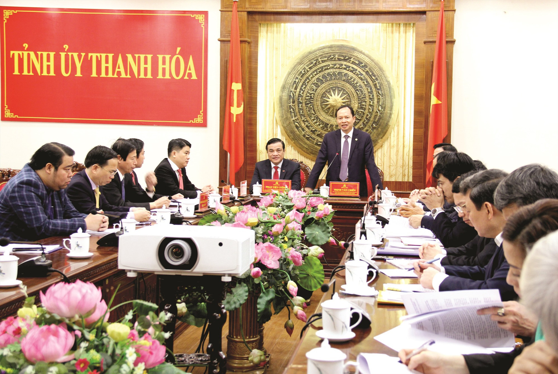 Tỉnh ủy Quảng Nam và Thanh Hóa trong cuộc làm việc ngày 18.2.2020 tại tỉnh Thanh Hóa. Ảnh: ALĂNG NGƯỚC