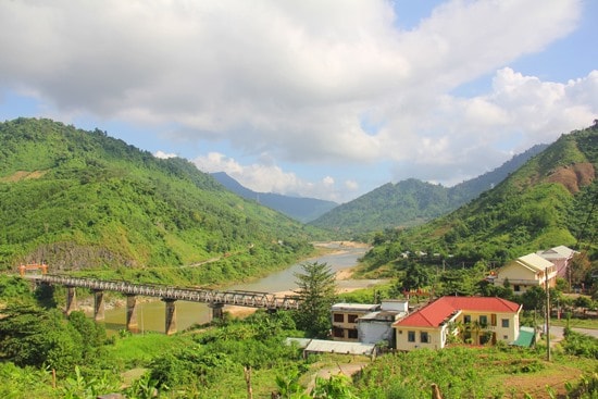 Dự án “Nông nghiệp liên kết hướng đến thu nhập bền vững cho đồng bào thiểu số” được triển khai tại Nam Giang