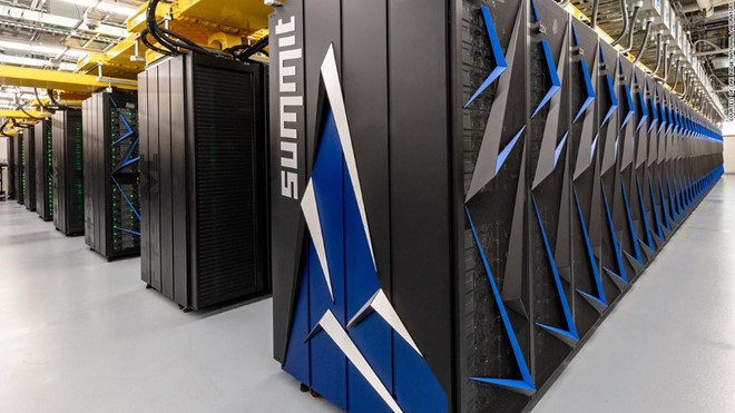 Siêu máy tính Summit của IBM